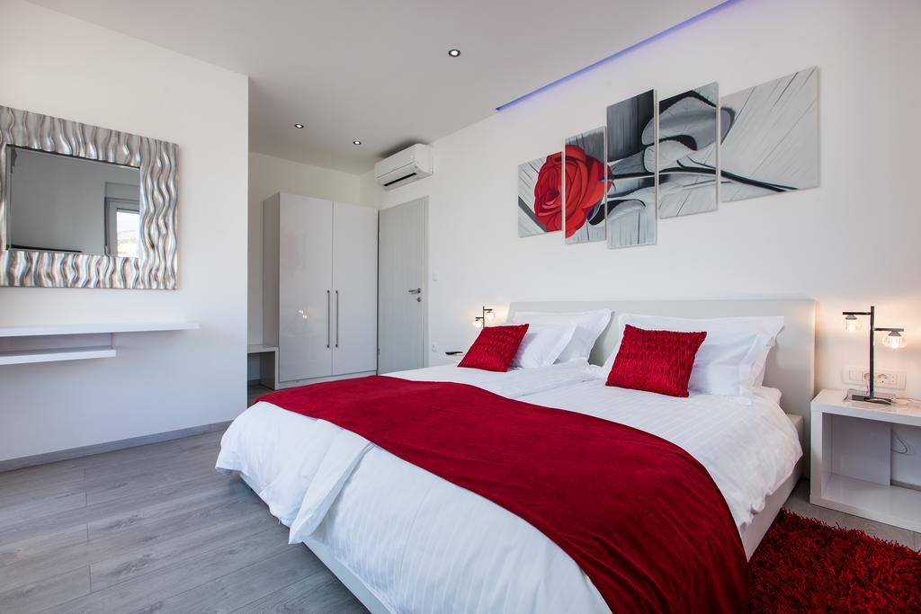 Villa Palladium Makarska Kamer foto