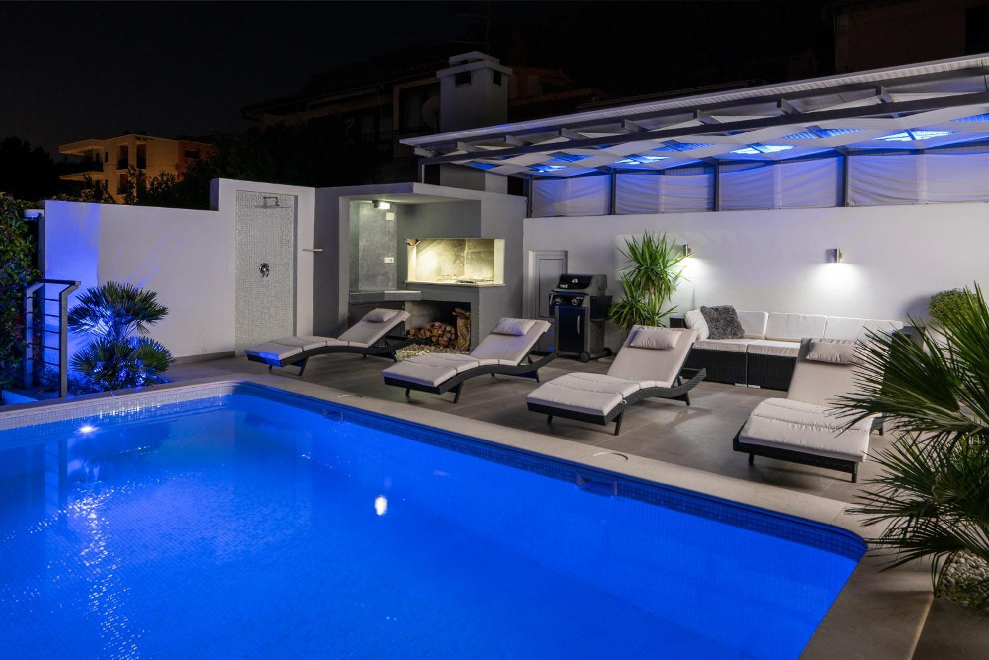 Villa Palladium Makarska Buitenkant foto
