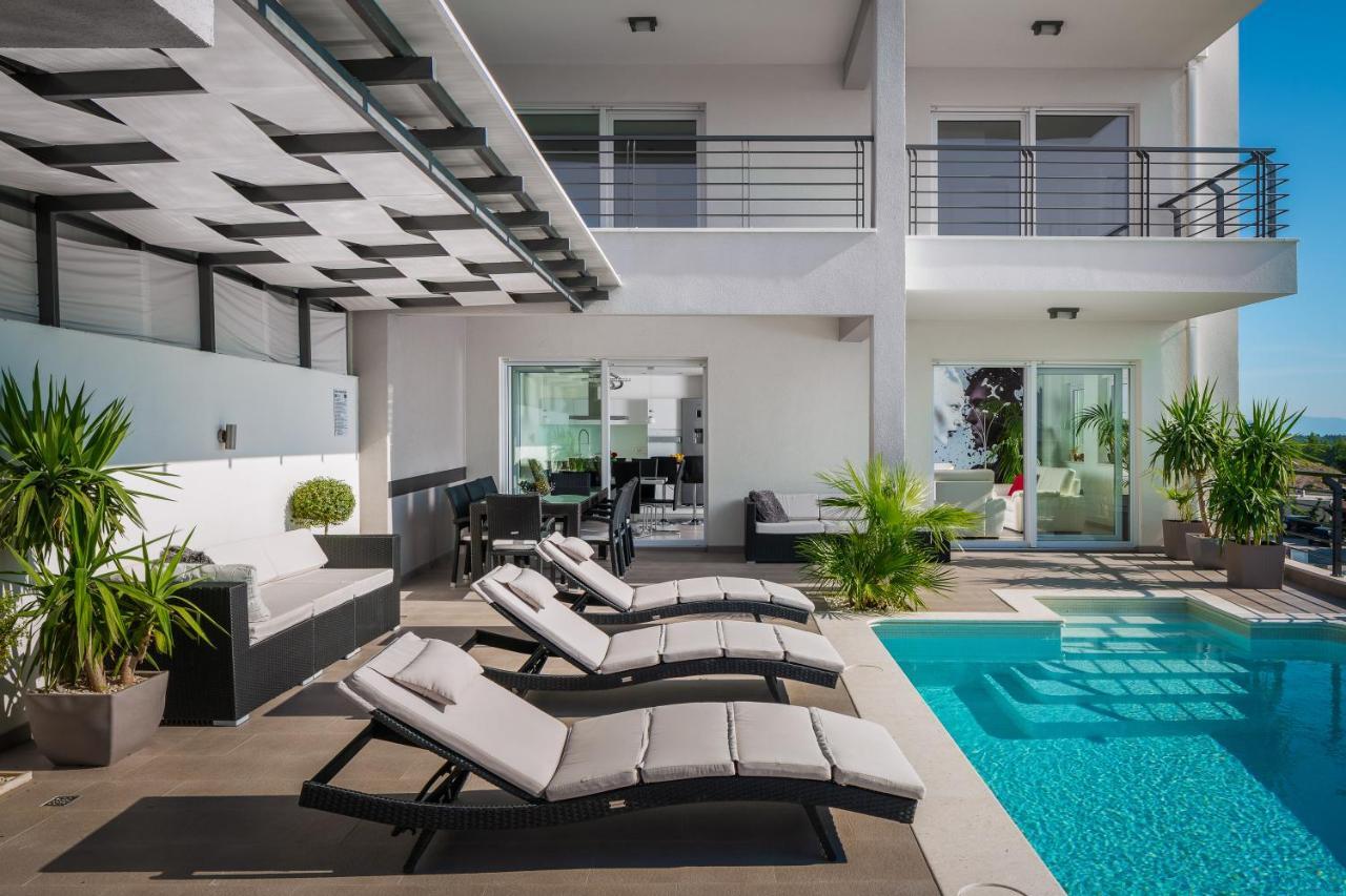 Villa Palladium Makarska Buitenkant foto